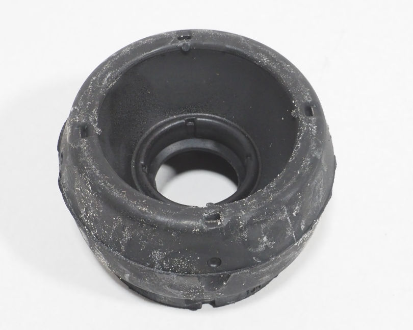 1J0412331C VAG Soporte del amortiguador delantero