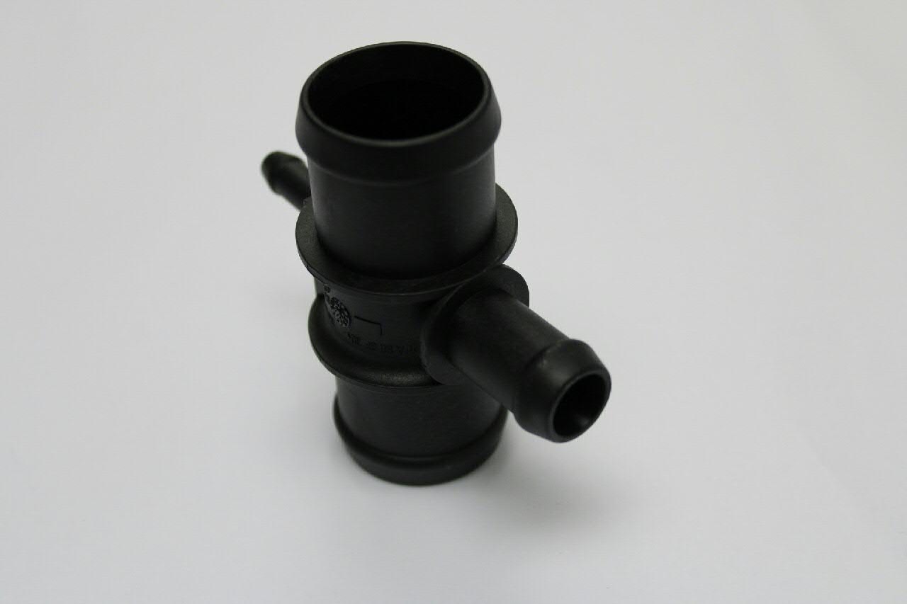 Brida del sistema de refrigeración (triple unión) VAG 1K0121087E precio, desde 5,01 EUR