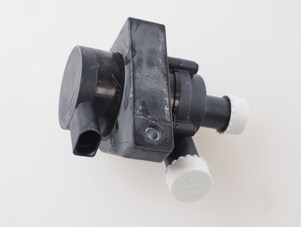 1K0965561G VAG Bomba de agua eléctrica auxiliar