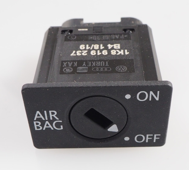 Interruptor de desactivación del airbag del pasajero VAG 1K8919237WGI precio, desde 30,49 EUR