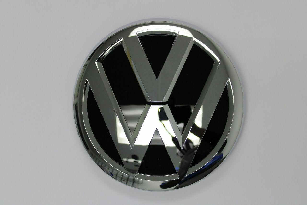 Comprar 2H6853601ADPJ VAG Emblema de la parrilla del radiador