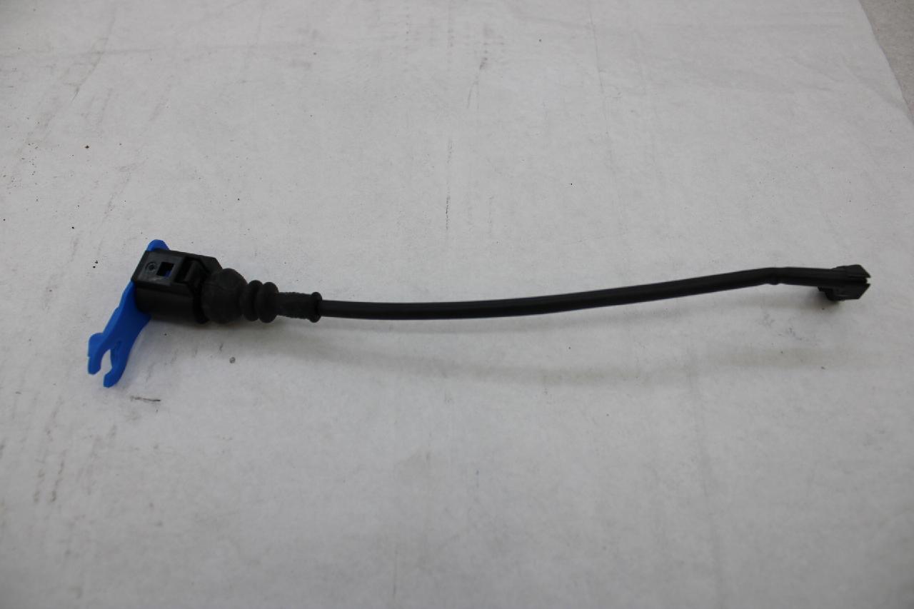Sensor de desgaste de las pastillas de freno delanteras VAG 2N0615437B precio, desde 5,52 EUR