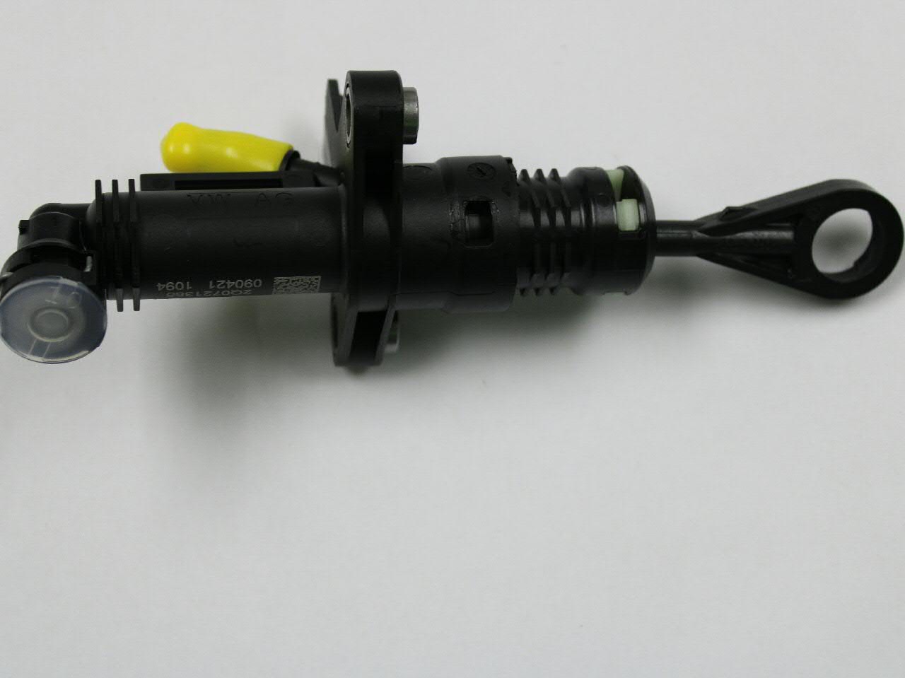 2Q0721405 VAG Cilindro maestro de clutch