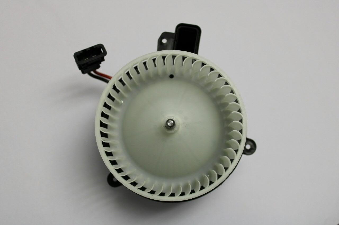 Ventilador de calefacción VAG 2Q2819021 precio, desde 66,79 EUR