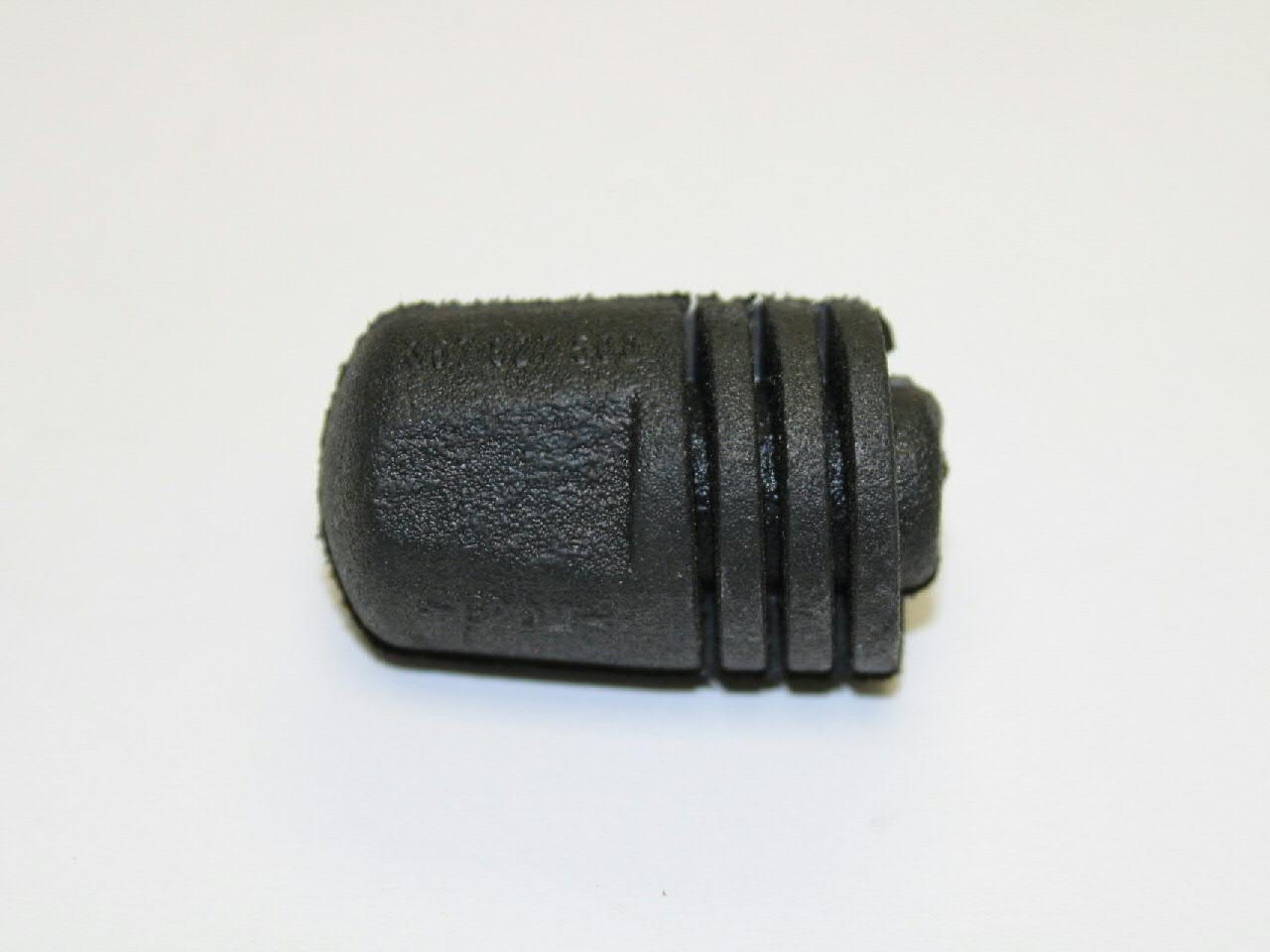 357827500 VAG Tope del capó