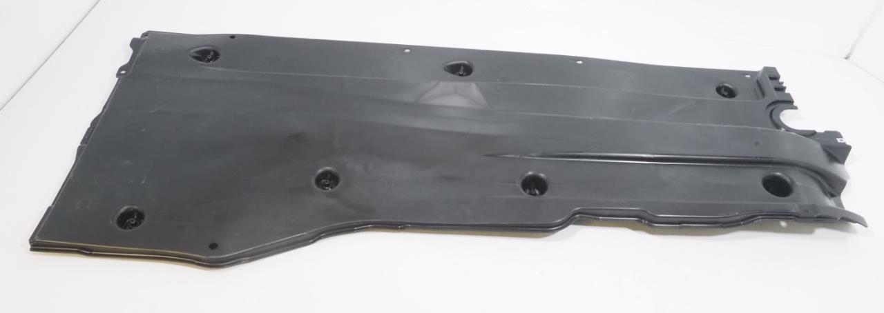 3Q0825202K VAG Protección inferior derecha
