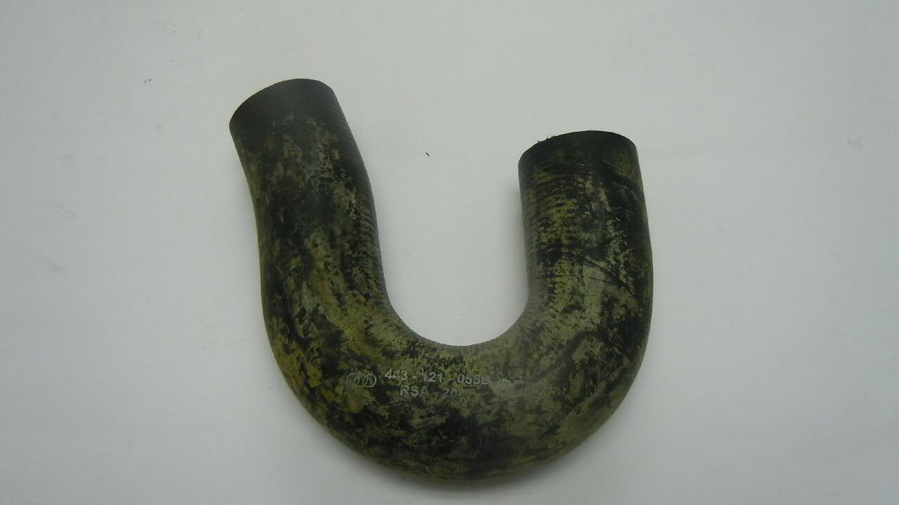 Manguera inferior del radiador 443121055D VAG