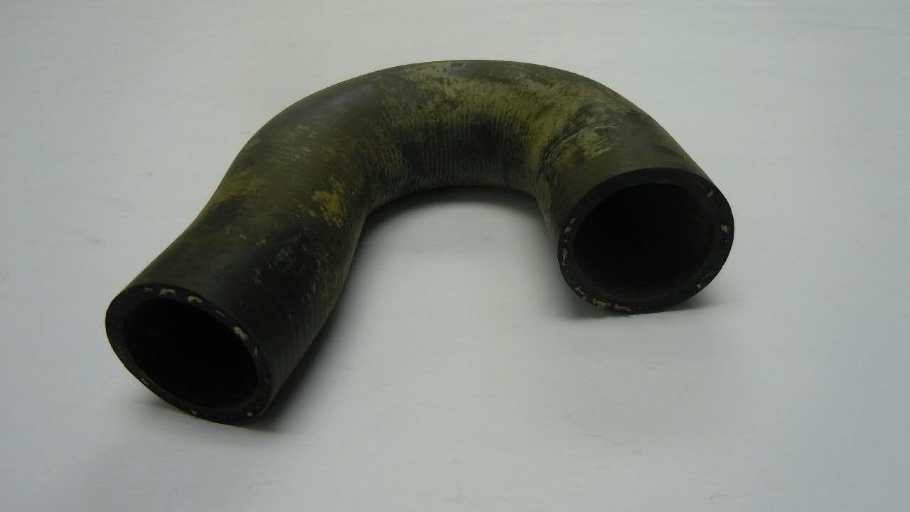 443121055D VAG Manguera inferior del radiador