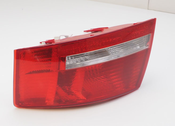 Piloto trasero exterior derecho VAG 4F5945096L precio, desde 88,55 EUR