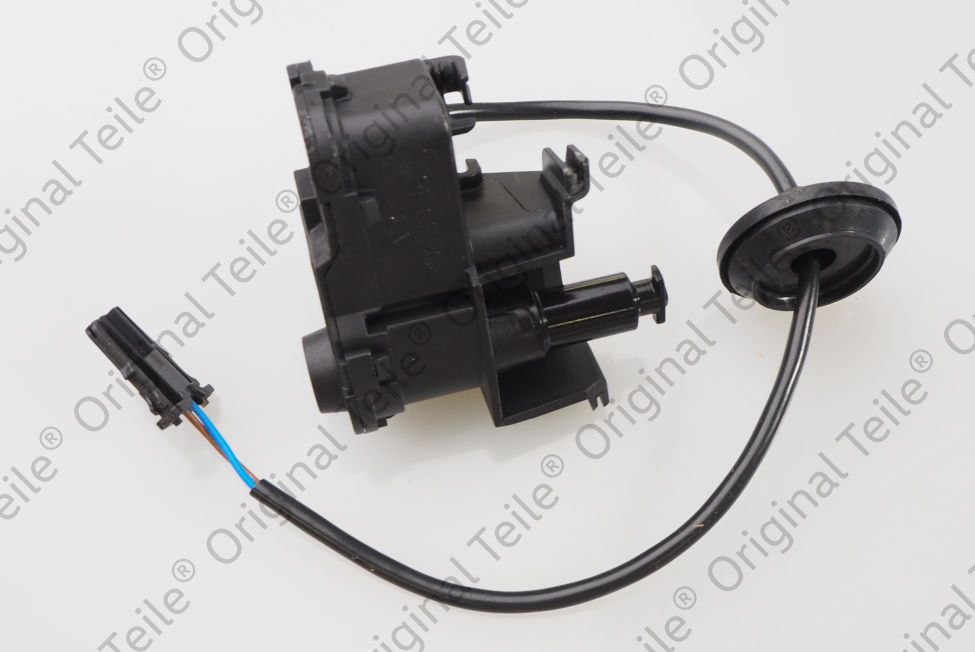 Cerradura de la tapa del depósito de combustible VAG 5C6810773K precio, desde 24,76 EUR