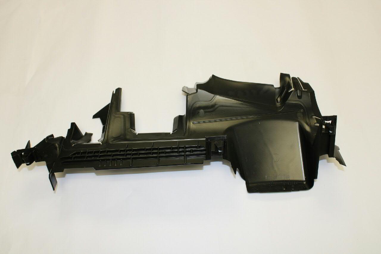 5G0121284AD VAG Deflector de aire del radiador derecho