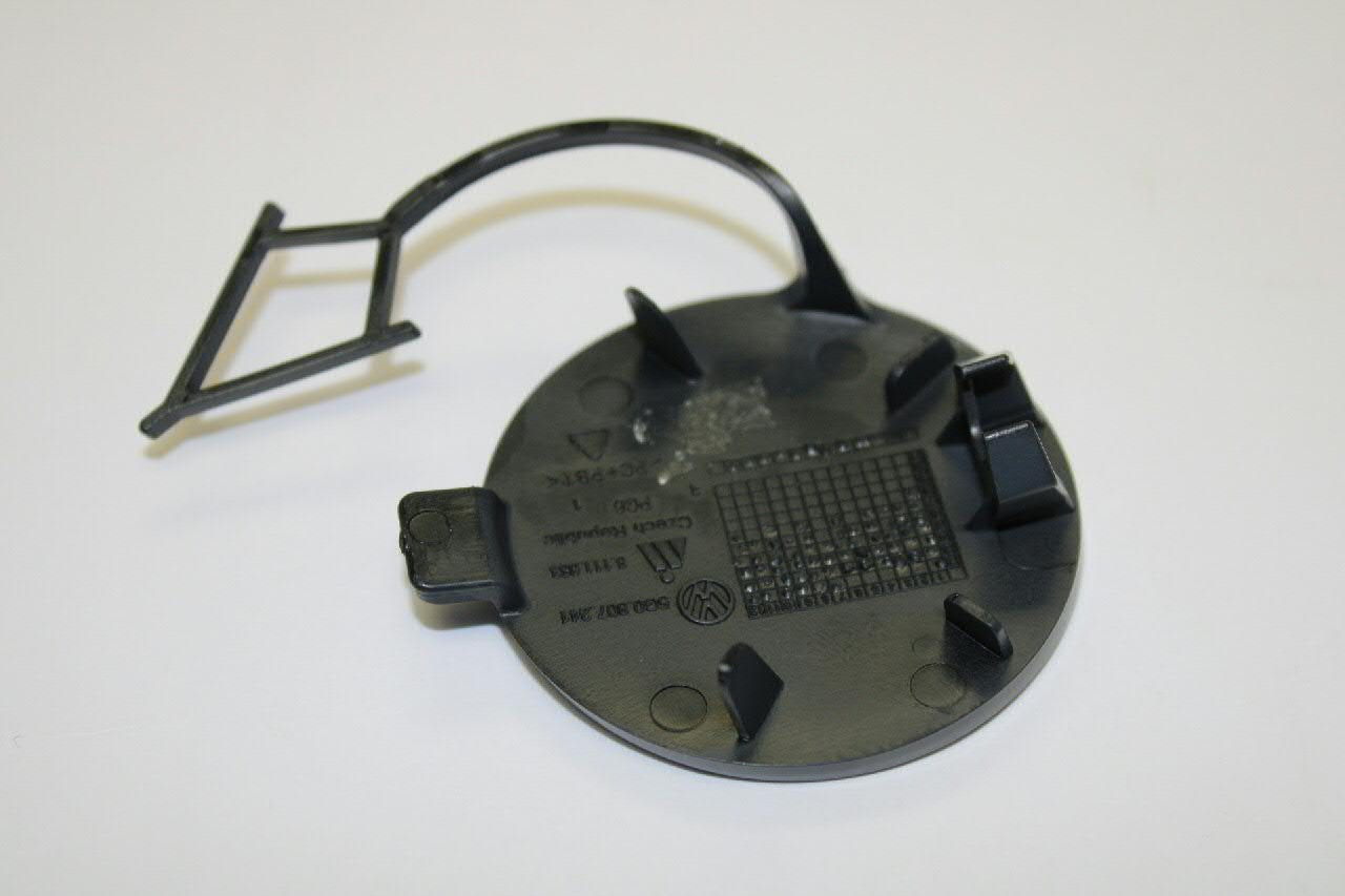 5G0807241GRU VAG Cobertura de parachoques, enganche de remolque, delantera 