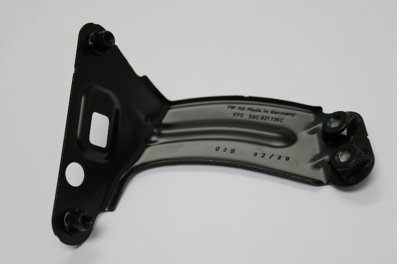 Soporte delantero de guardabarros delantero derecho VAG 5G0821136C precio, desde 22,47 EUR
