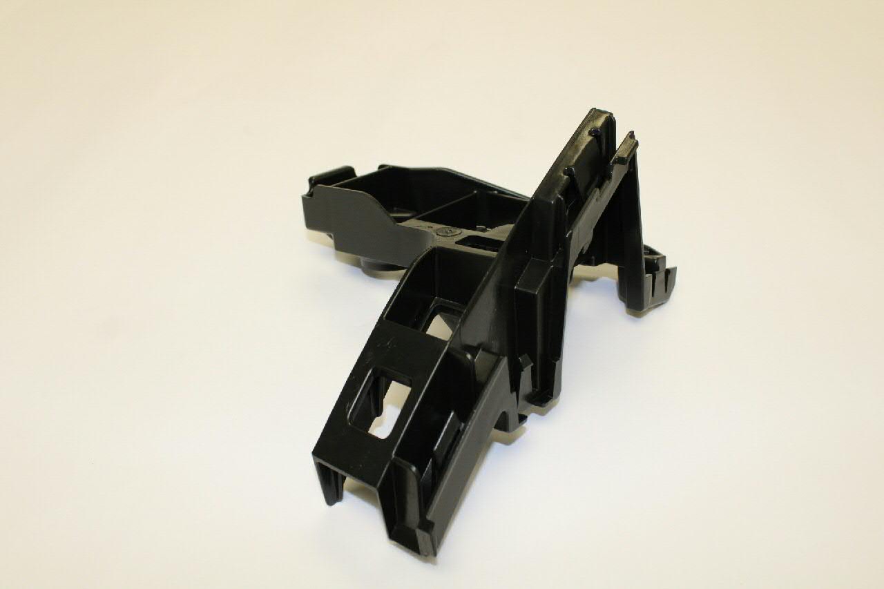 Soporte del parachoques trasero derecho VAG 5G6807394A precio, desde 30,49 EUR