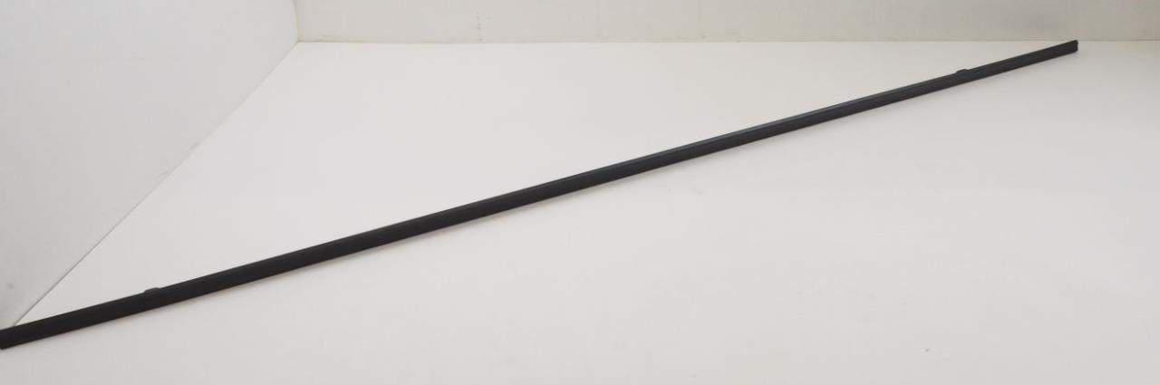5G6853860B9B9 VAG Moldura exterior derecha del umbral