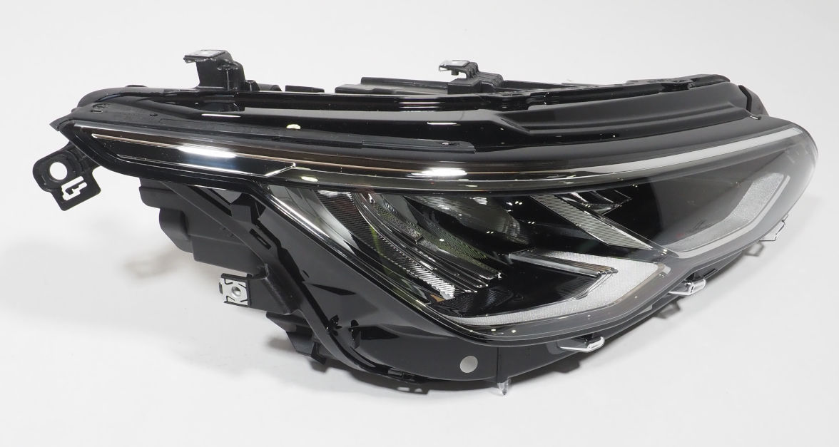 Luz derecha Volkswagen Golf VIII (2019-2026)