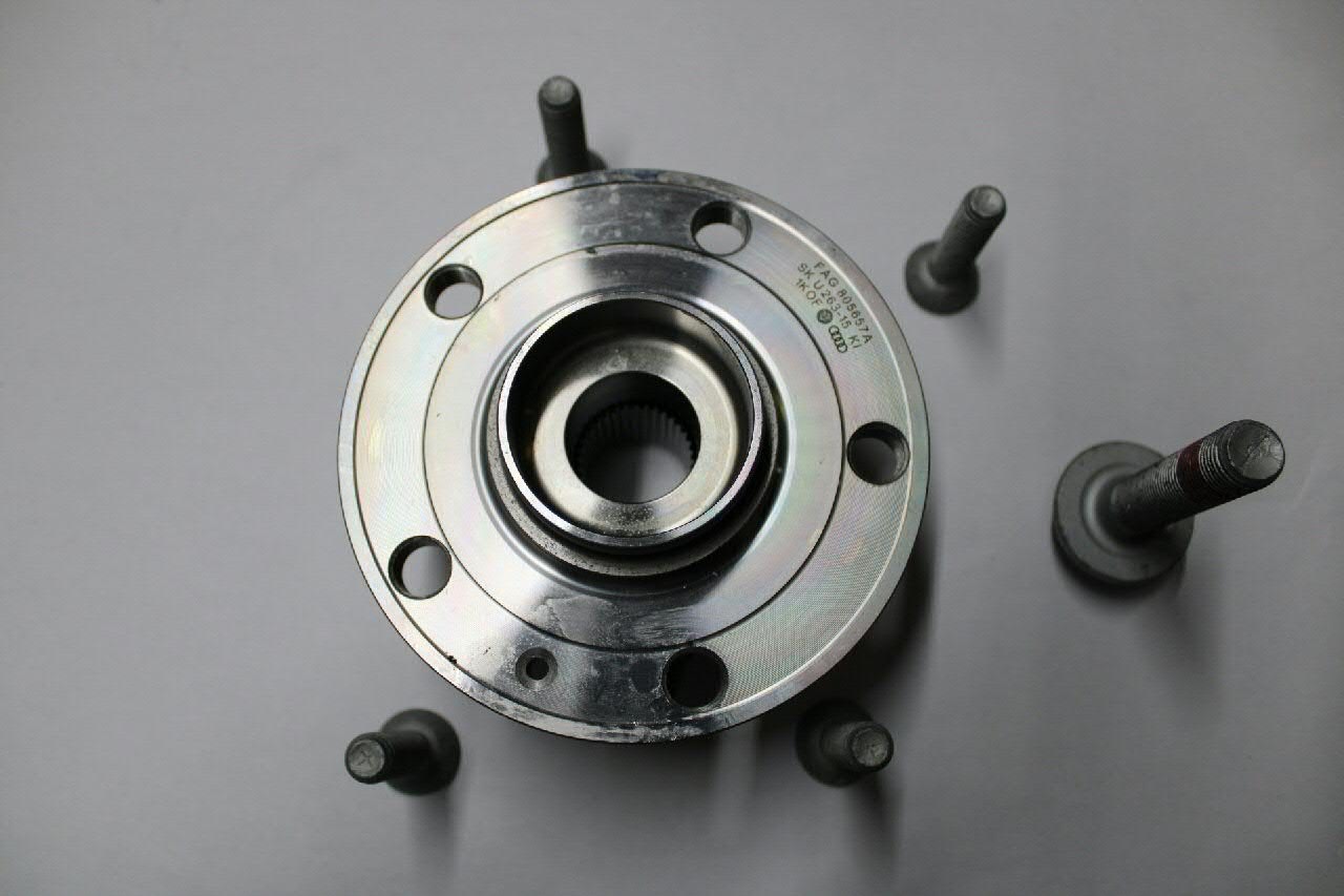 Comprar 5K0498621 VAG Bujes de ruedas