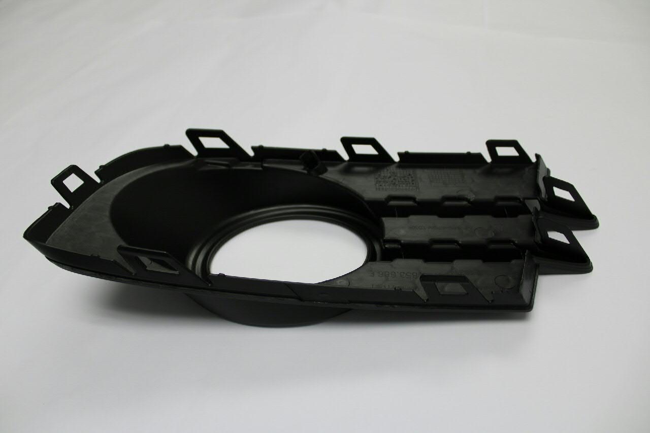 Comprar 5N0853666E9B9 VAG Embellecedor de faro antiniebla derecho