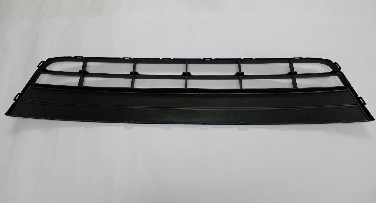 Rejilla del parachoques delantero VAG 5N0853677H9B9 precio, desde 45,72 EUR