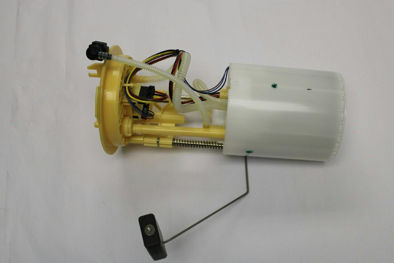 Bomba de gasolina 5N0919088M VAG