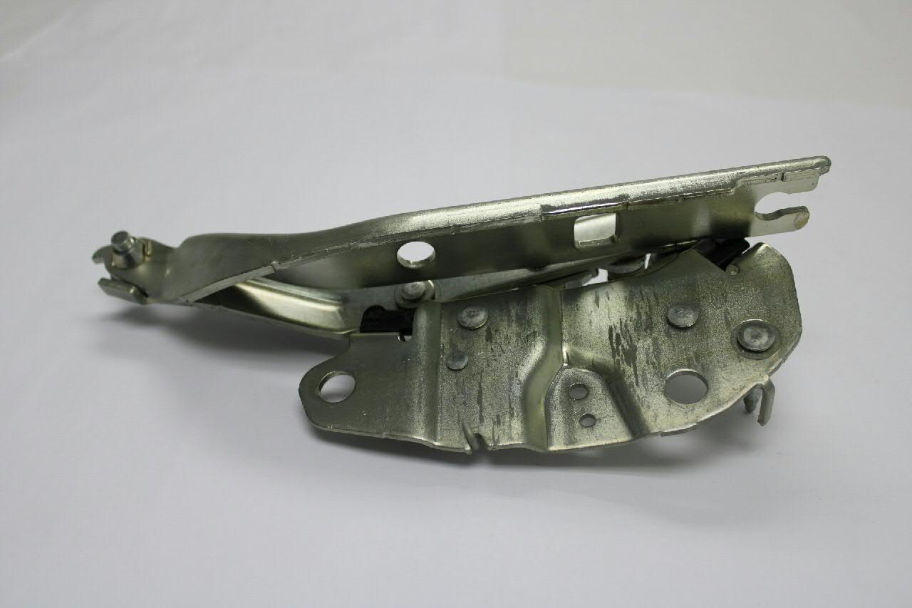 Bisagra del capó VAG 5NA823302G precio, desde 121,97 EUR