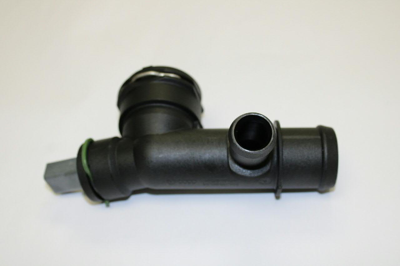5Q0122291DS VAG Brida del sistema de refrigeración (triple unión)