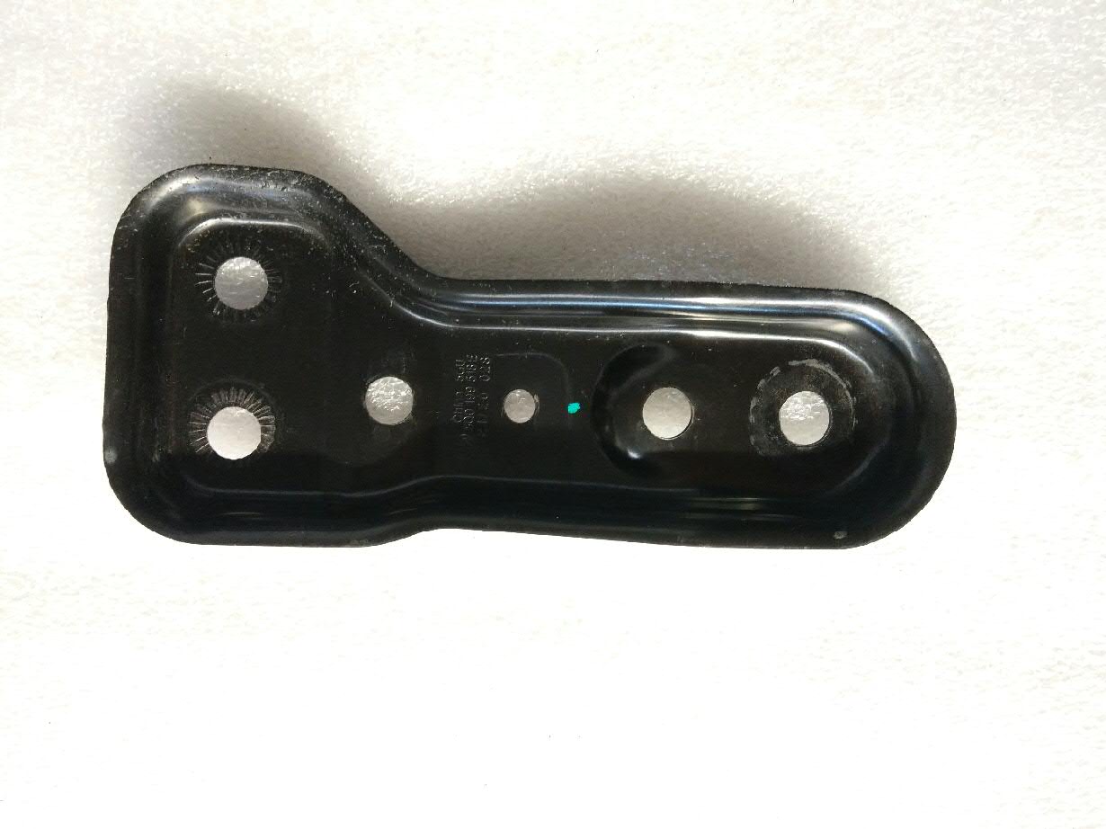 5Q0199518E VAG Soporte de viga delantera