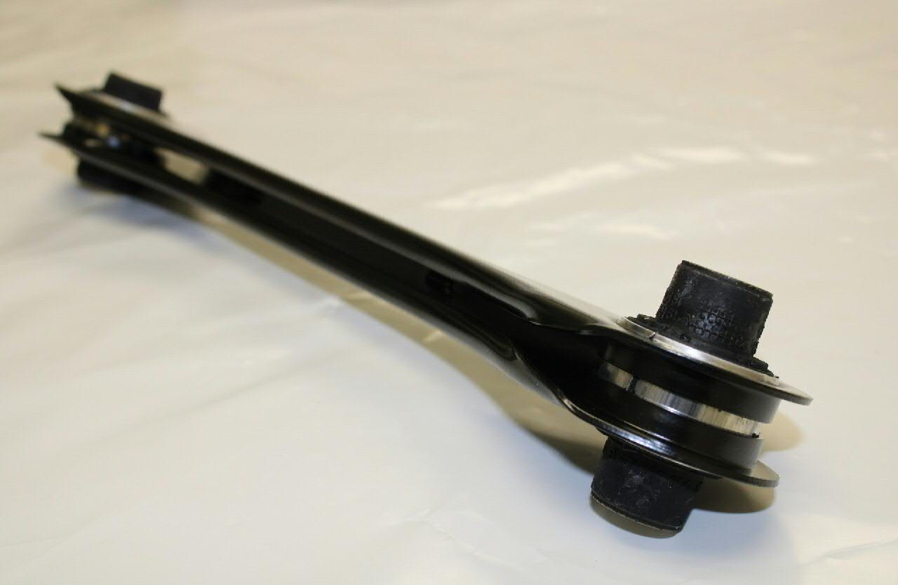 Brazo transversal de suspensión trasera VAG 5Q0501529F precio, desde 31,94 EUR