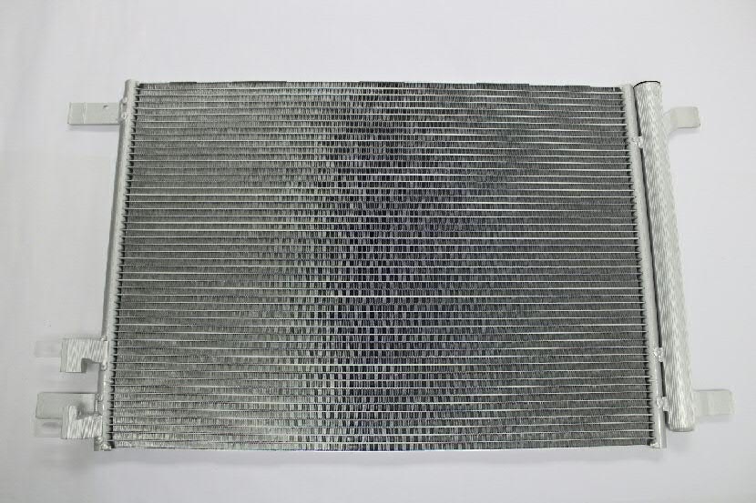 Comprar 5Q0816411AR VAG Condensador de aire acondicionado
