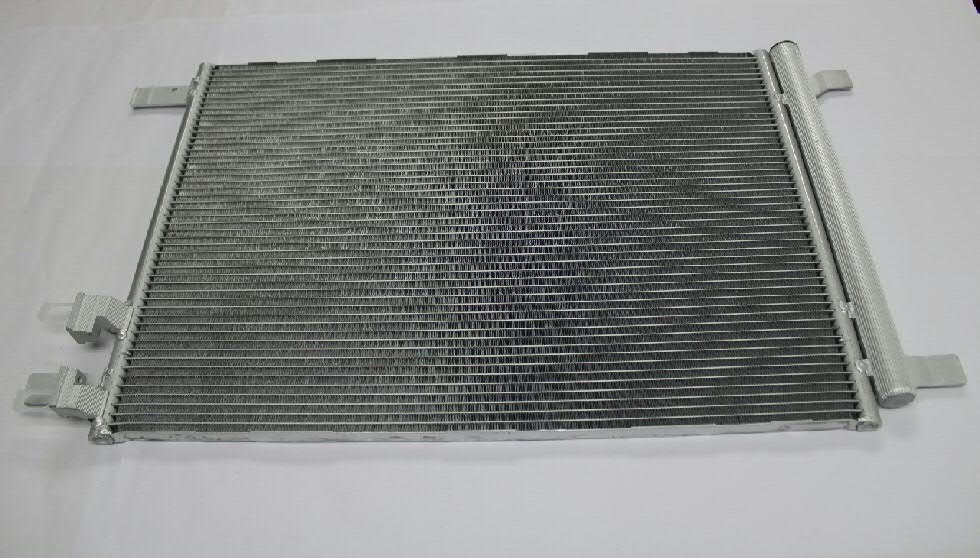 5Q0816411AR VAG Radiador de aire acondicionado