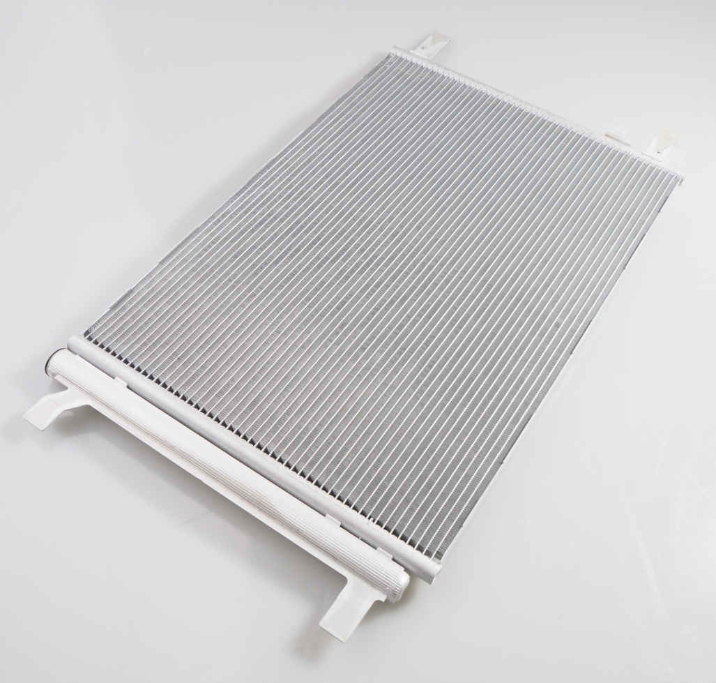 5Q0816411BH VAG Radiador de aire acondicionado
