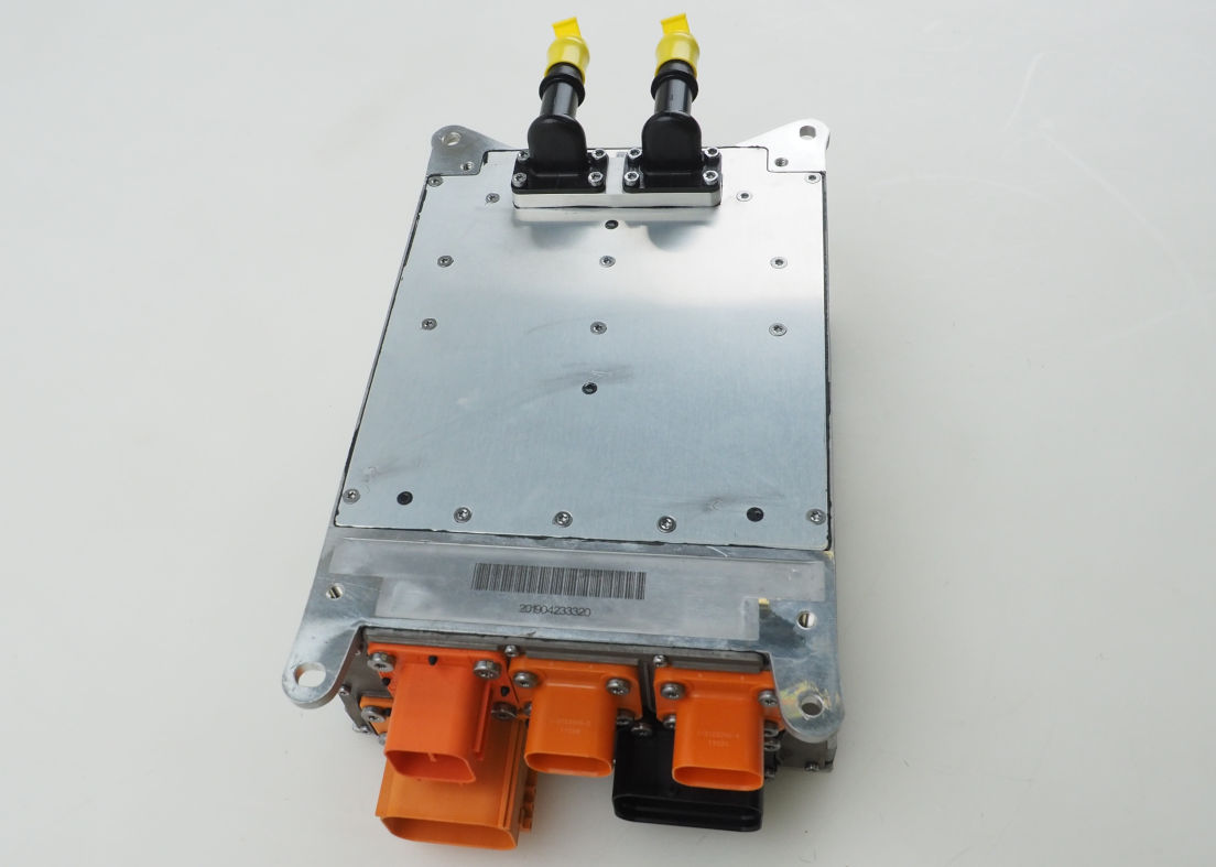 5QE915681N VAG Módulo de control de carga de la batería principal