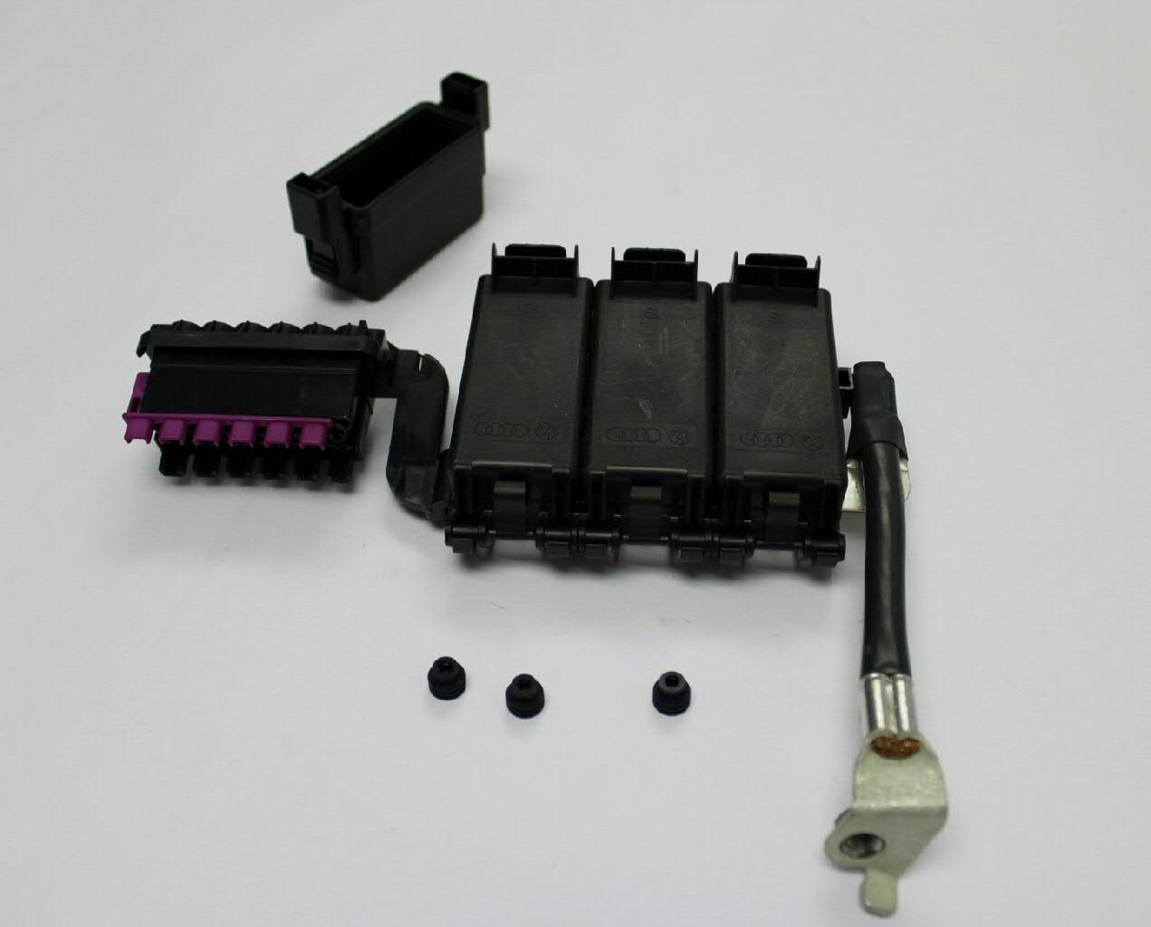 5Z0937548C VAG Carcasa de la caja de fusibles