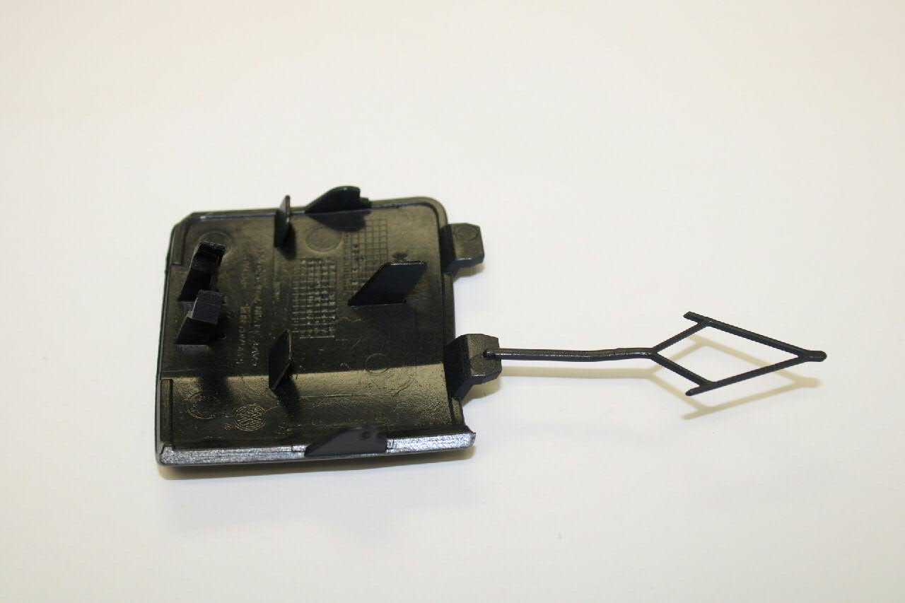 Tapa cubre gancho de remolque para parachoques delantera VAG 6C0807241GRU precio, desde 15,67 EUR