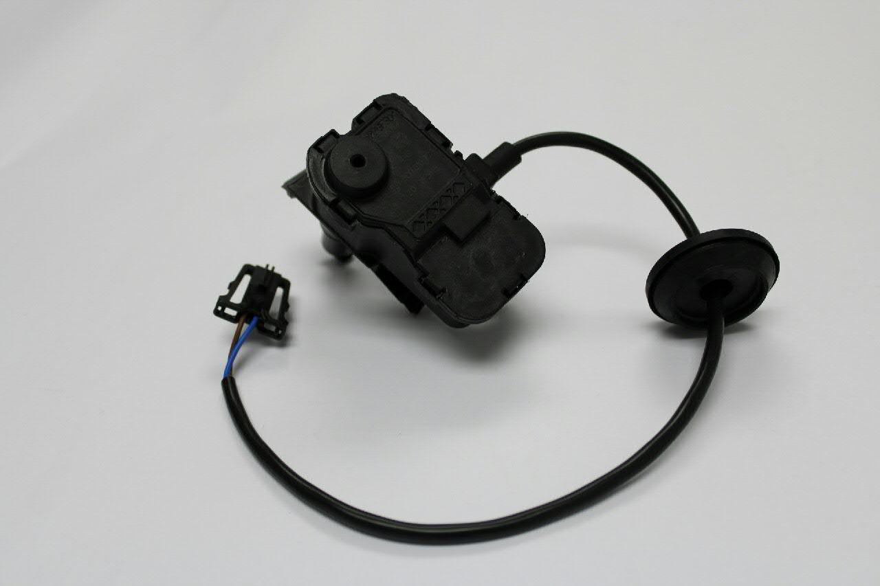 Cerradura de la tapa del depósito de combustible VAG 6C0810773 precio, desde 23,04 EUR