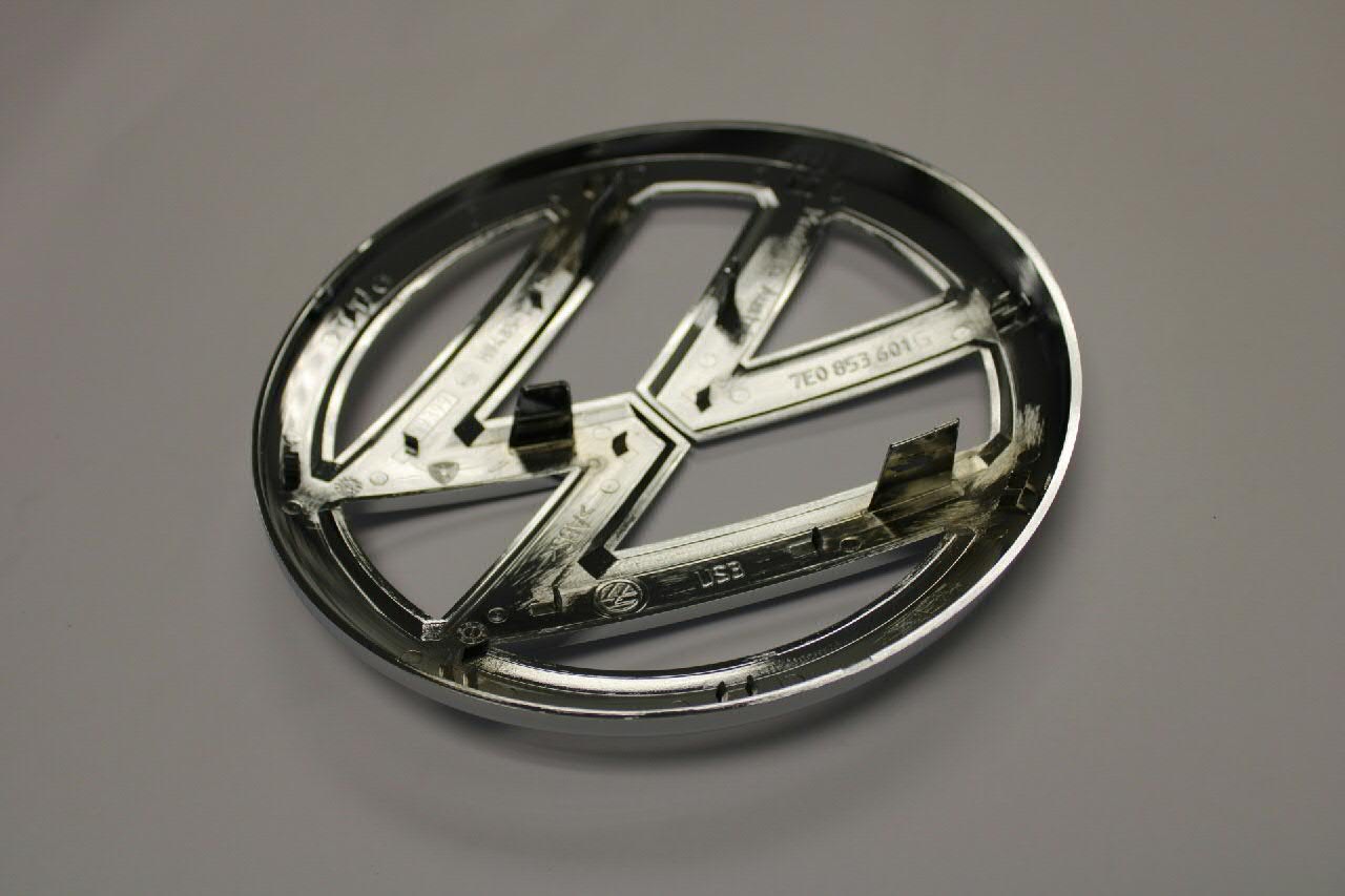 Emblema de la parrilla del radiador VAG 7E0853601G2ZZ precio, desde 74,45 EUR