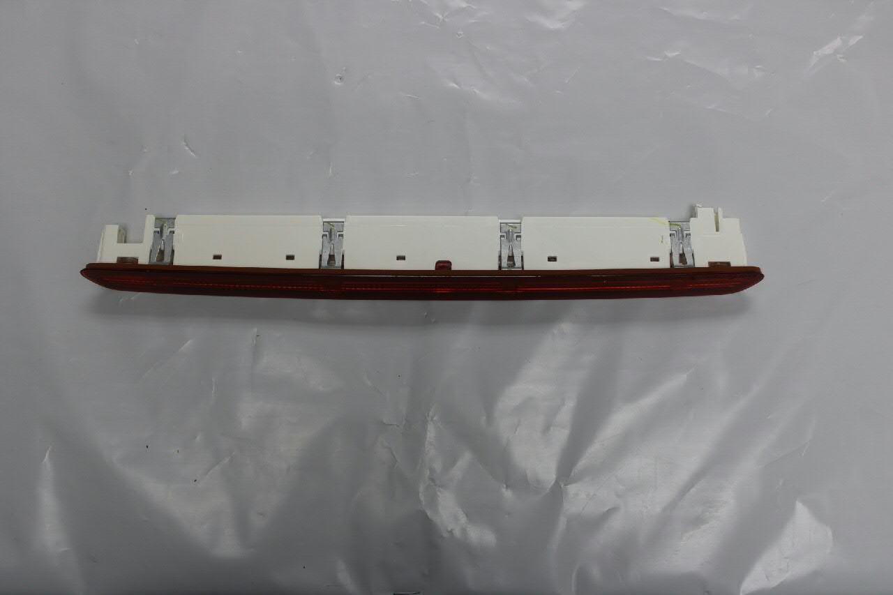 Comprar 7E0945087F VAG Luz de freno trasera adicional 