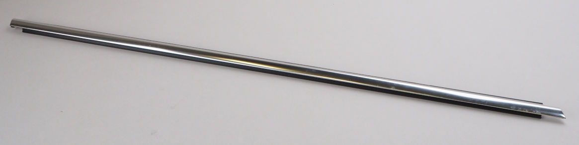 7P0837476H7Z7 VAG Moldura de cristal de puerta delantera derecha
