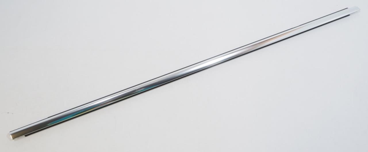 Moldura de cristal de puerta delantera derecha VAG 7P0837476H7Z7 precio, desde 204,25 EUR