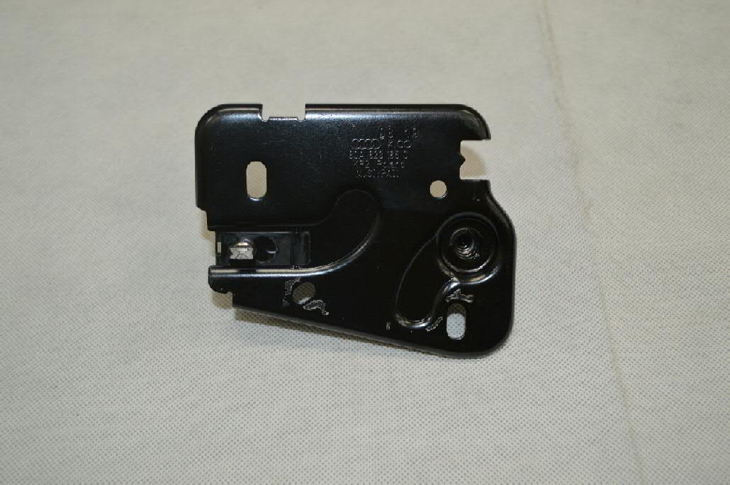 80A823185C VAG Gancho soporte del capó