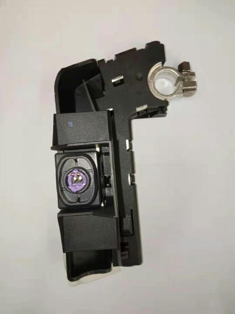 8J0915459 VAG Pirotécnico de batería principal