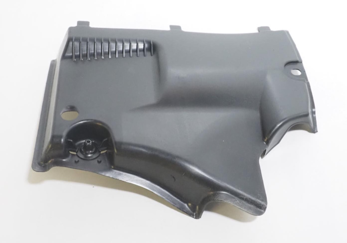 8K0825201E VAG Protector de bajos delantero izquierdo