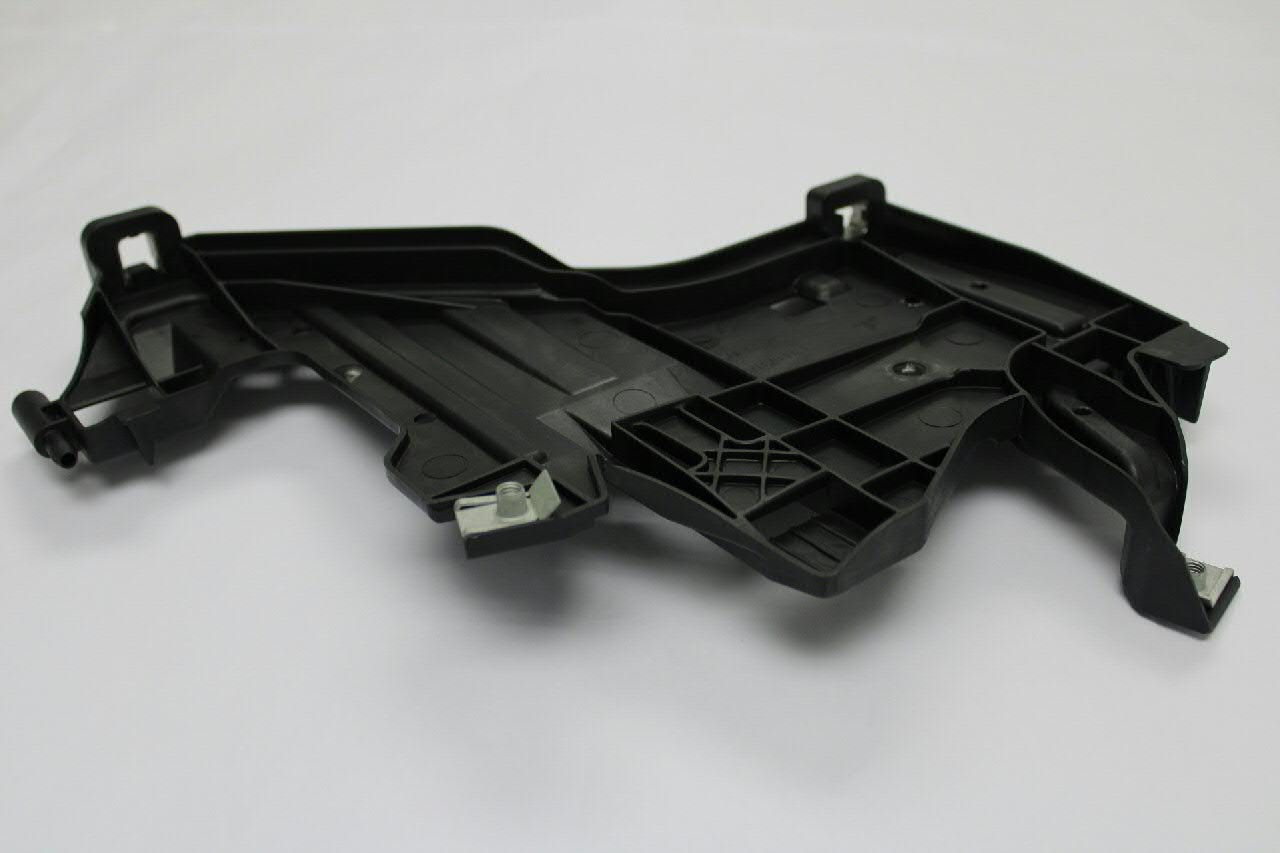Comprar 8K0941453 VAG Soporte de fijación del faro delantero izquierdo