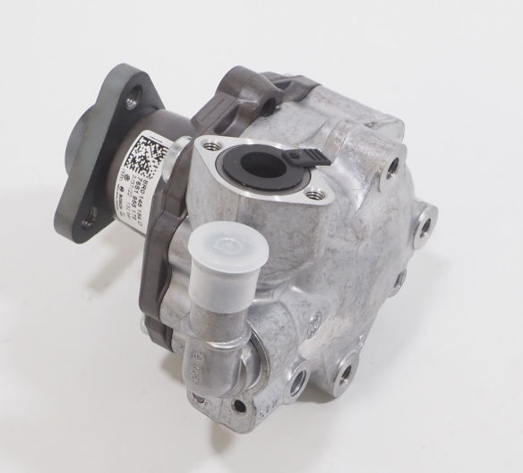 Bomba de dirección asistida  VAG 8R0145154D precio, desde 184,12 EUR