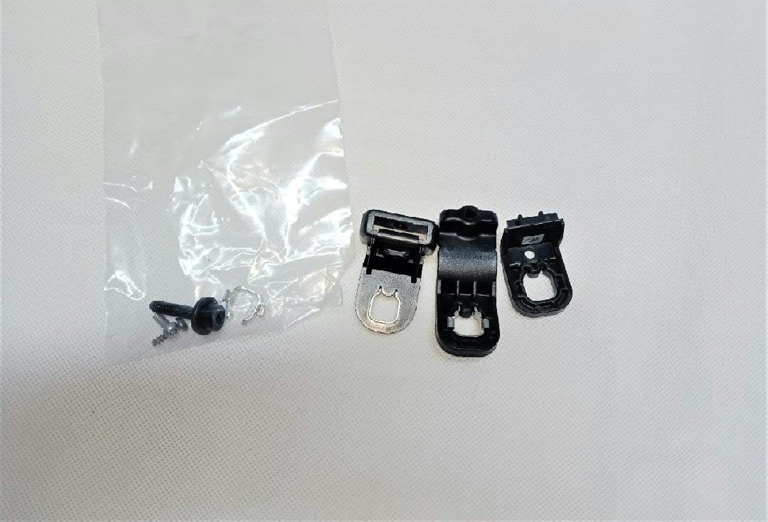 Comprar 8R0998121A VAG Soporte de fijación del faro delantero izquierdo