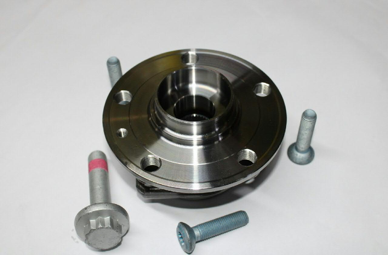 Cubo de rueda delantero VAG 8V0498625