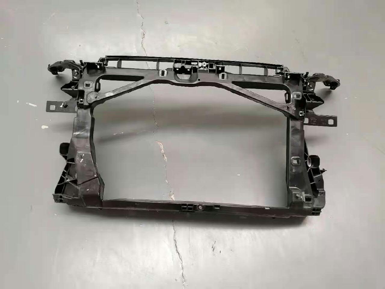 8V0805588 VAG
