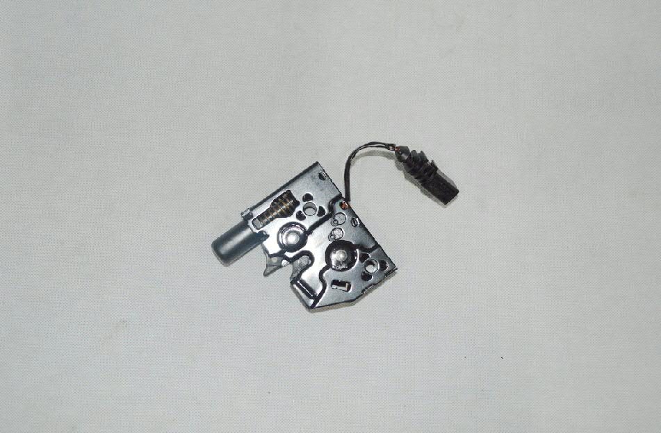 8V0823509A VAG Cerradura de Capot