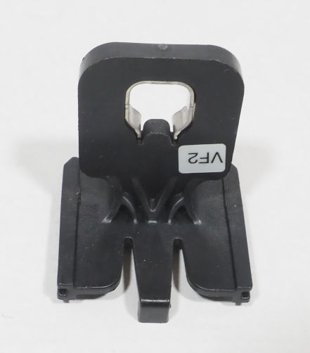 8V0941453A VAG Soporte de fijación del faro delantero derecho