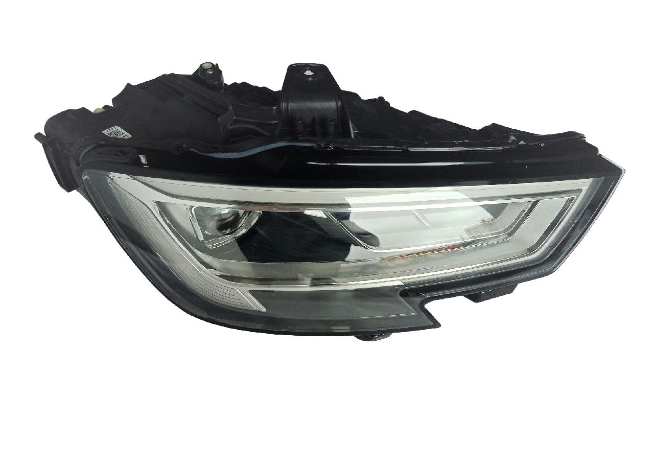 8V0941774C VAG Luz derecha